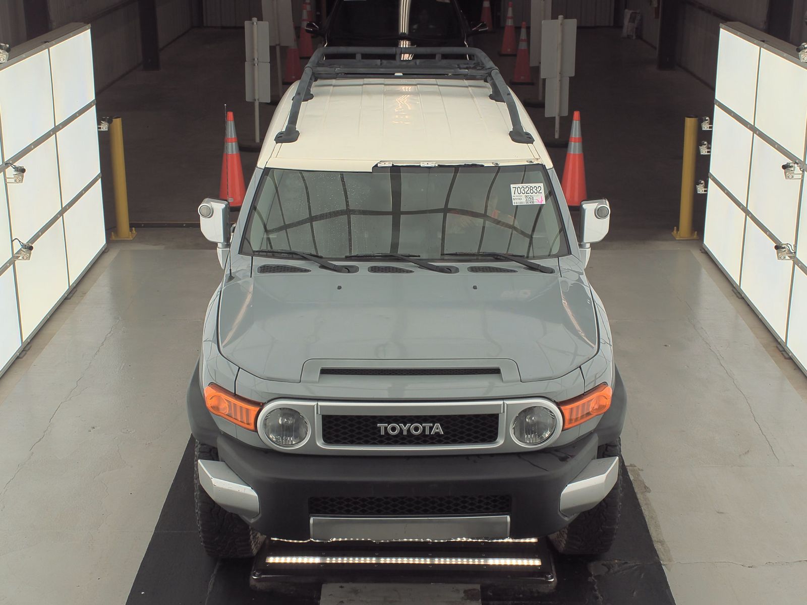 2014 Toyota FJ Cruiser Base AWD