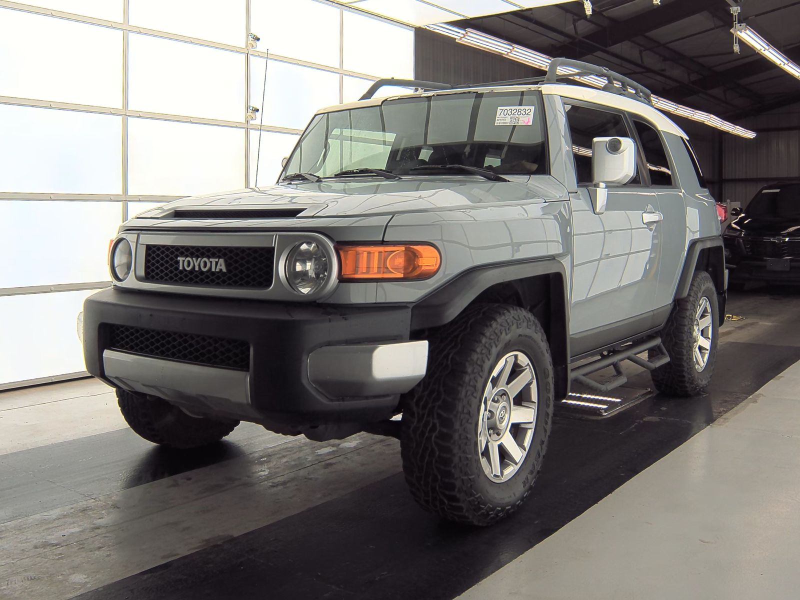 2014 Toyota FJ Cruiser Base AWD