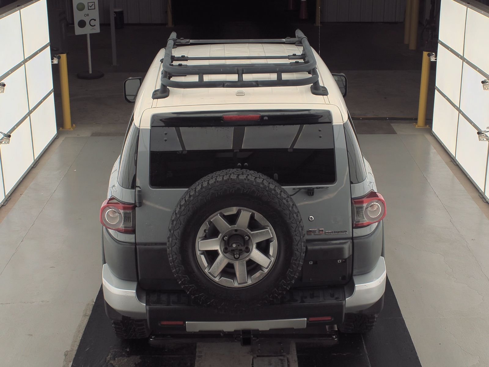 2014 Toyota FJ Cruiser Base AWD