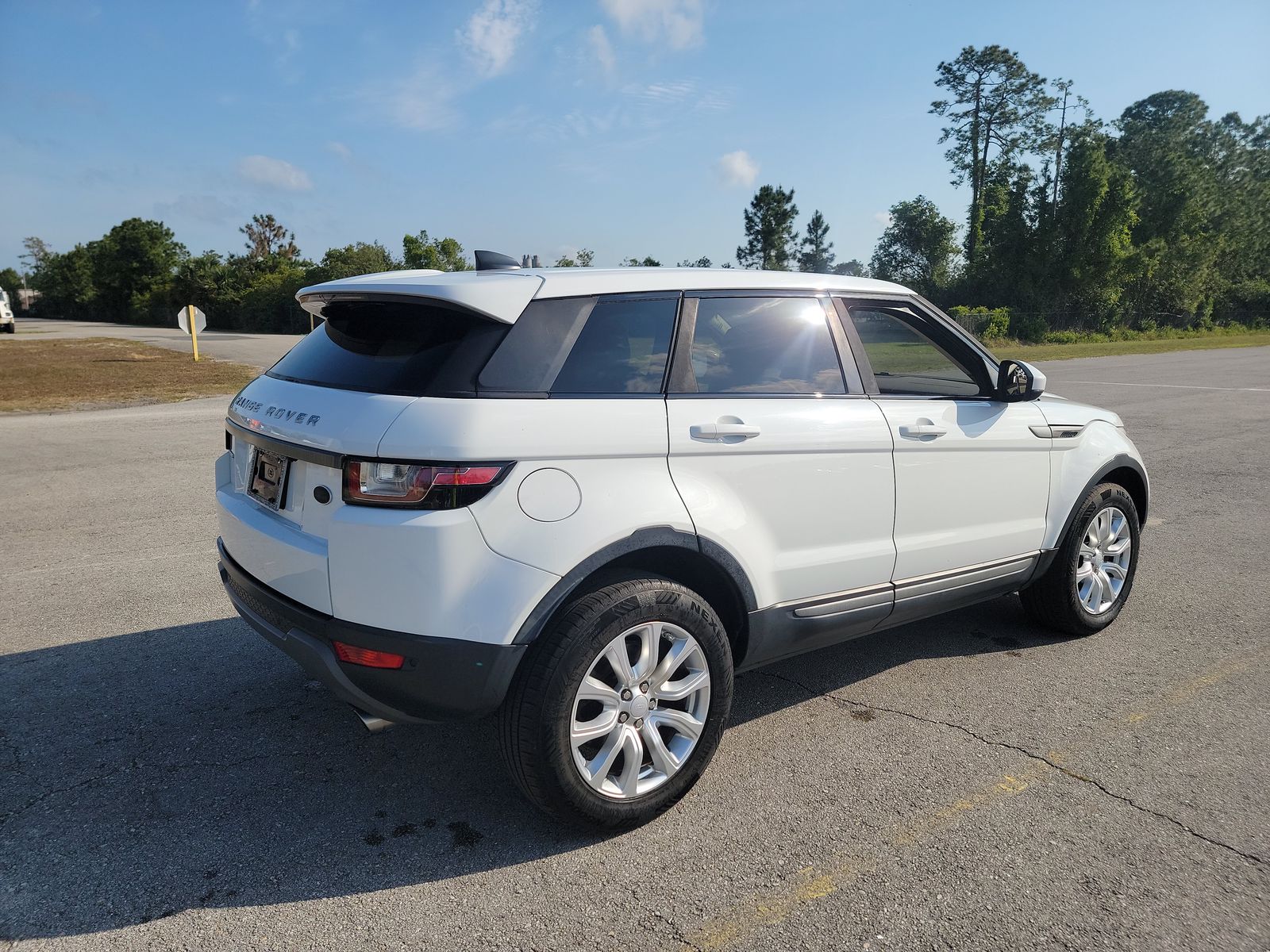 2018 Land Rover Range Rover Evoque SE AWD