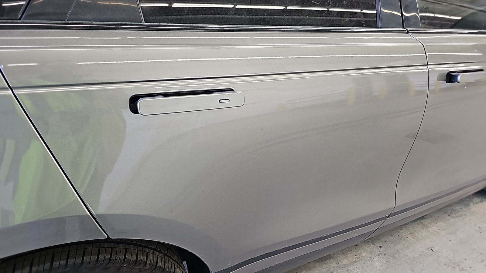 2018 Land Rover Range Rover Velar R-Dynamic SE AWD