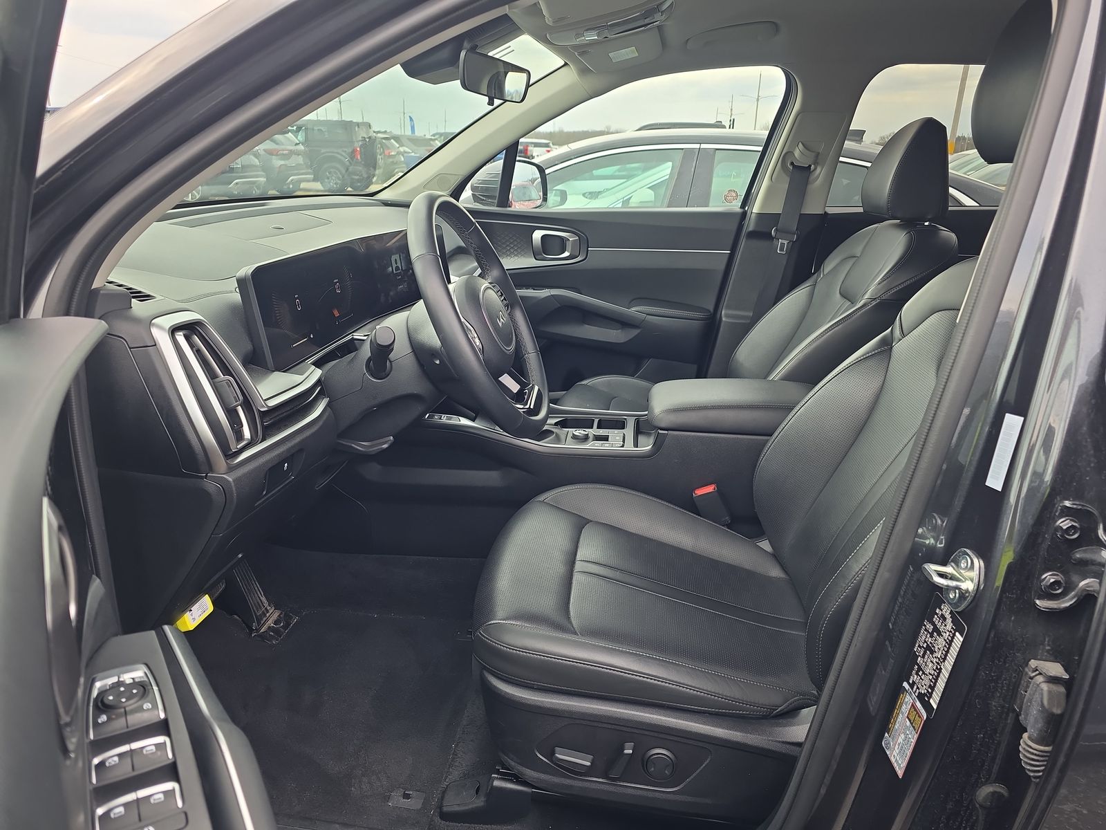 2024 Kia Sorento S FWD