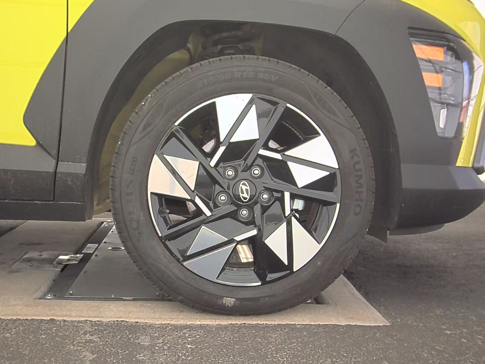 2025 Hyundai Kona SEL FWD