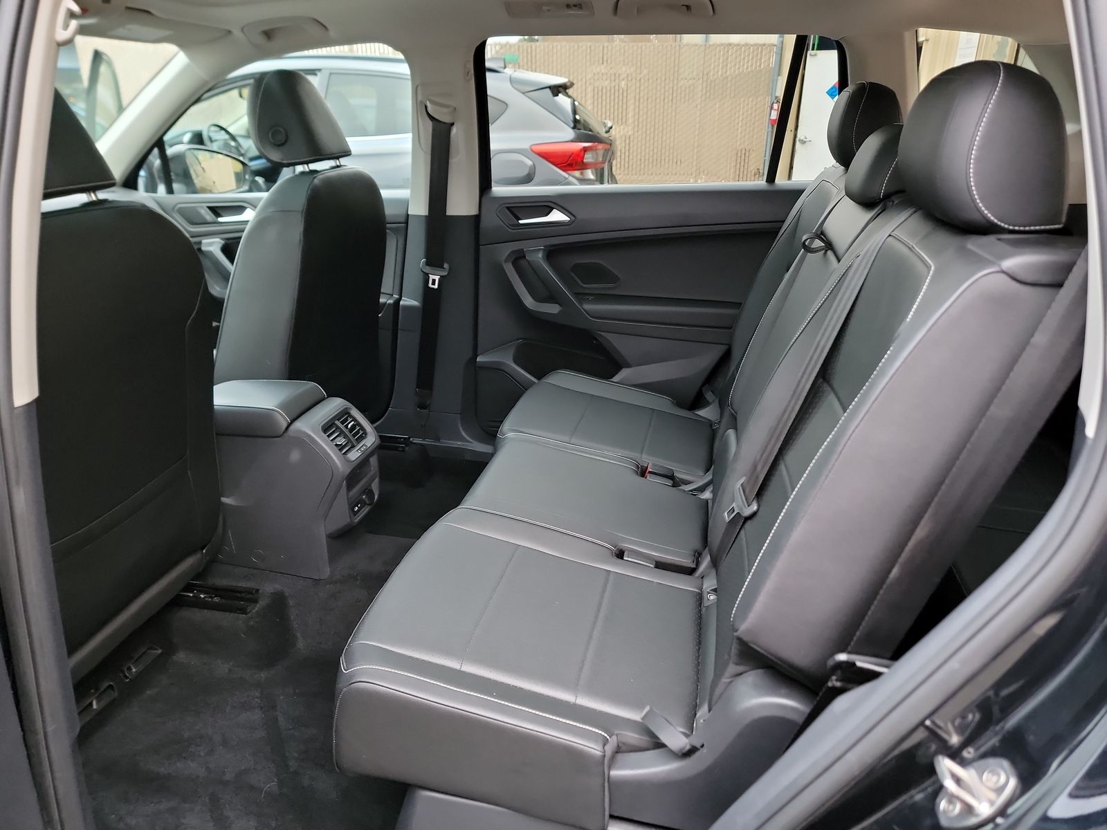 2021 Volkswagen Tiguan 2.0T SE FWD