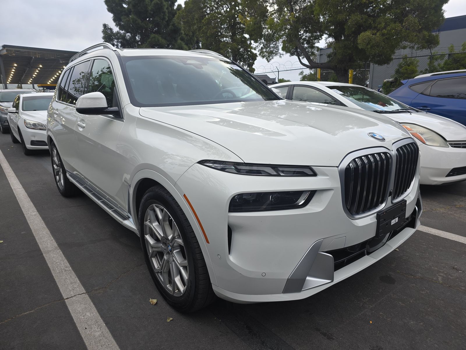 2024 BMW X7 xDrive40i AWD