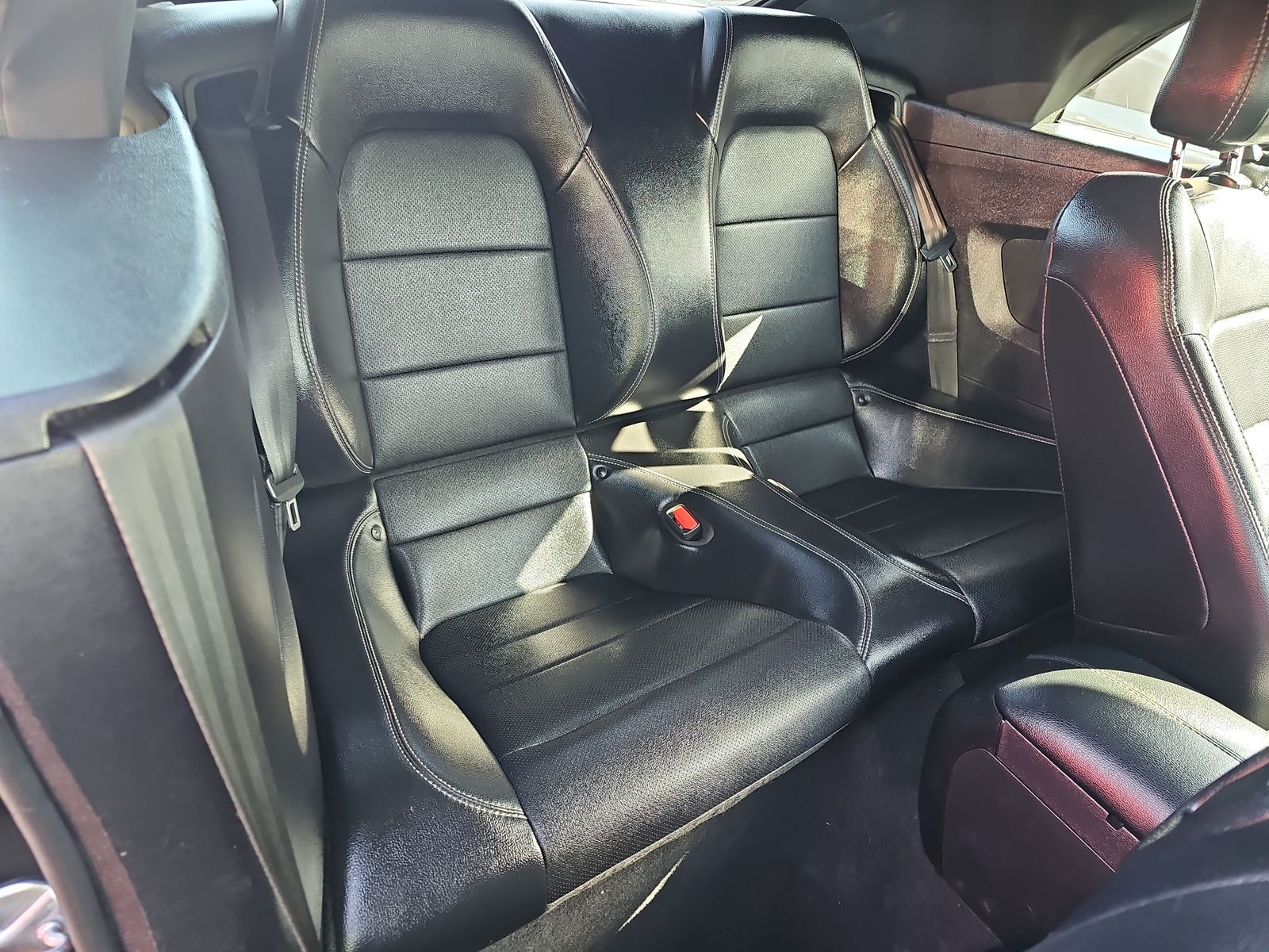 2022 Ford Mustang EcoBoost Premium RWD