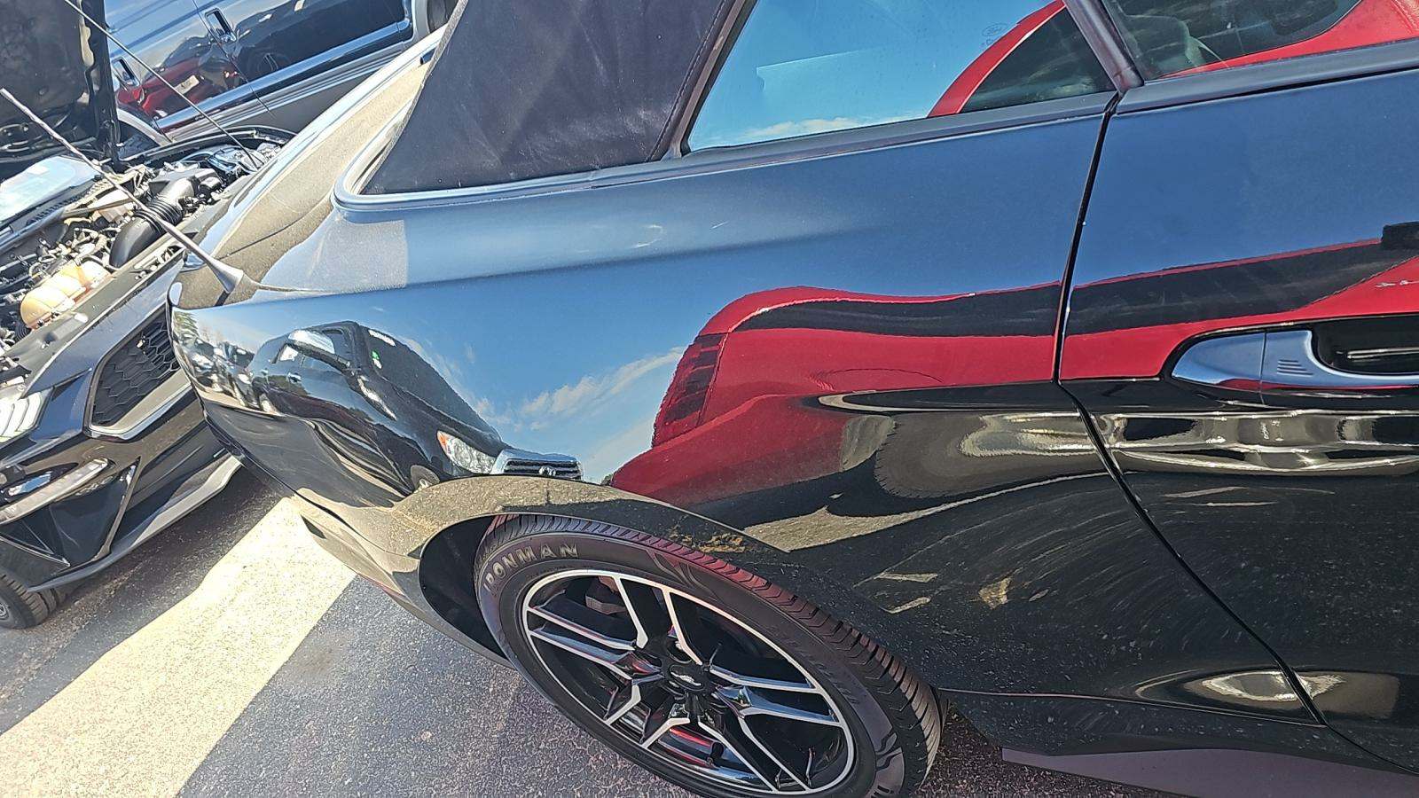 2022 Ford Mustang EcoBoost Premium RWD