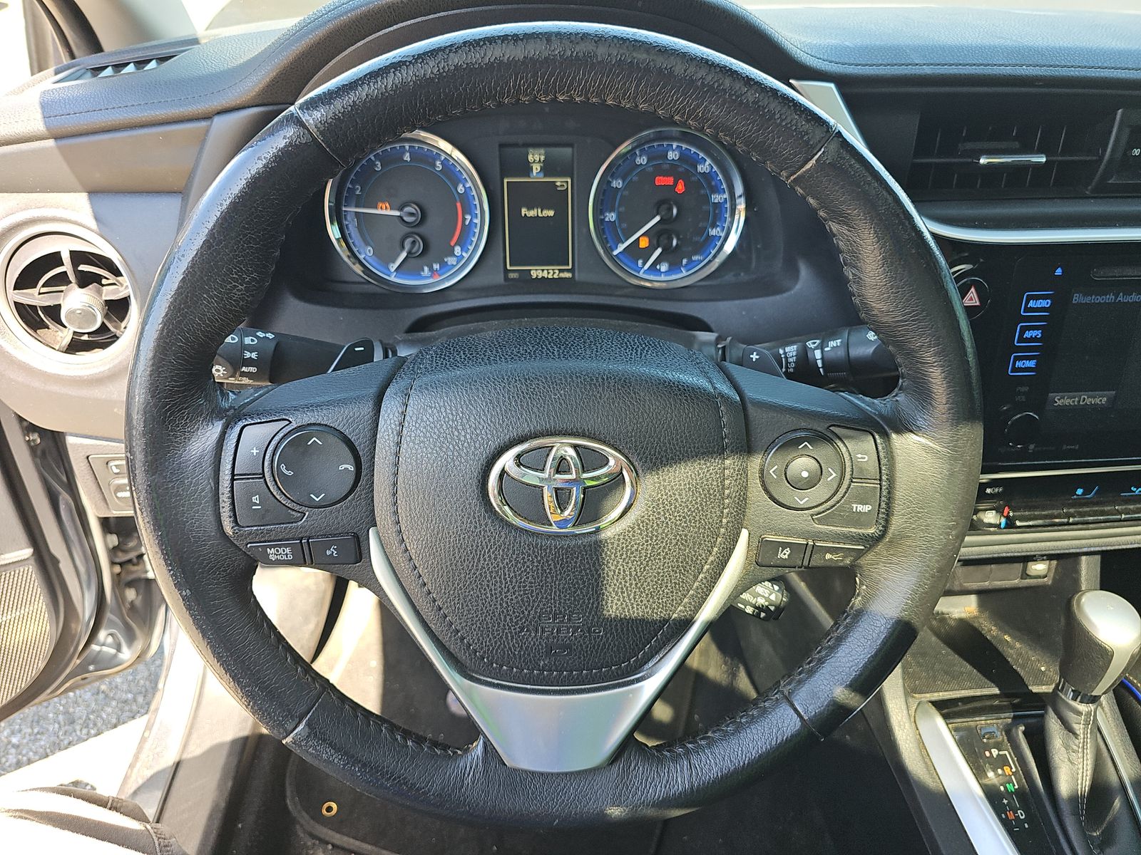 2017 Toyota Corolla SE FWD