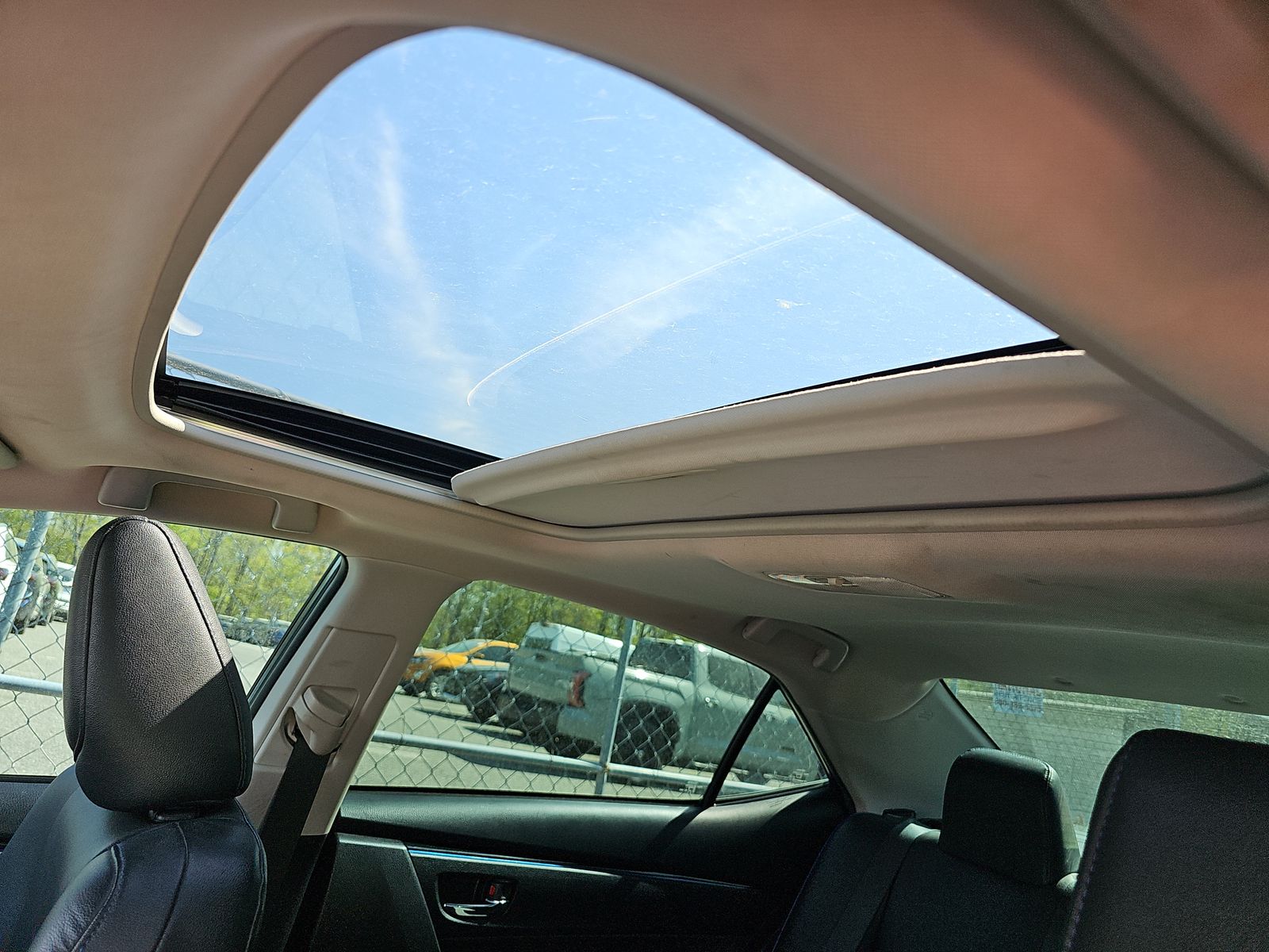 2017 Toyota Corolla SE FWD