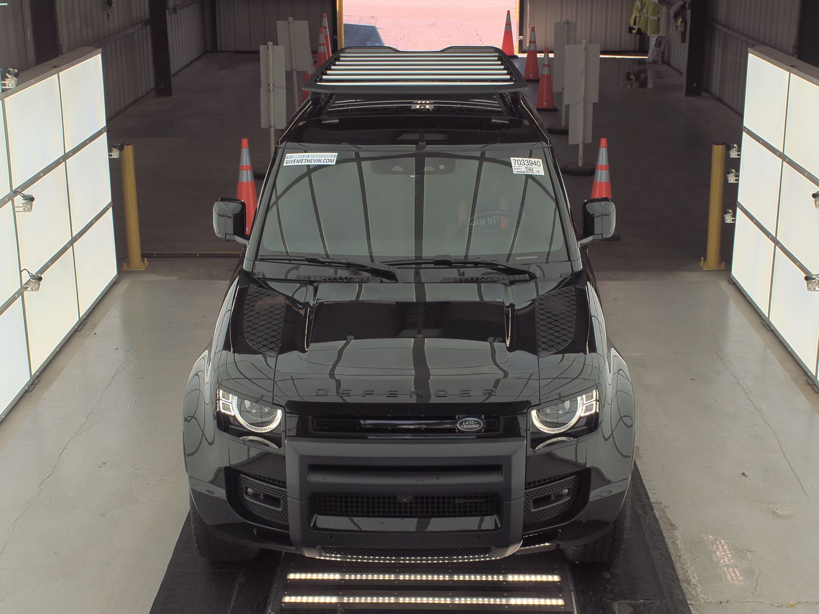 2022 Land Rover Defender 110 X-Dynamic HSE AWD