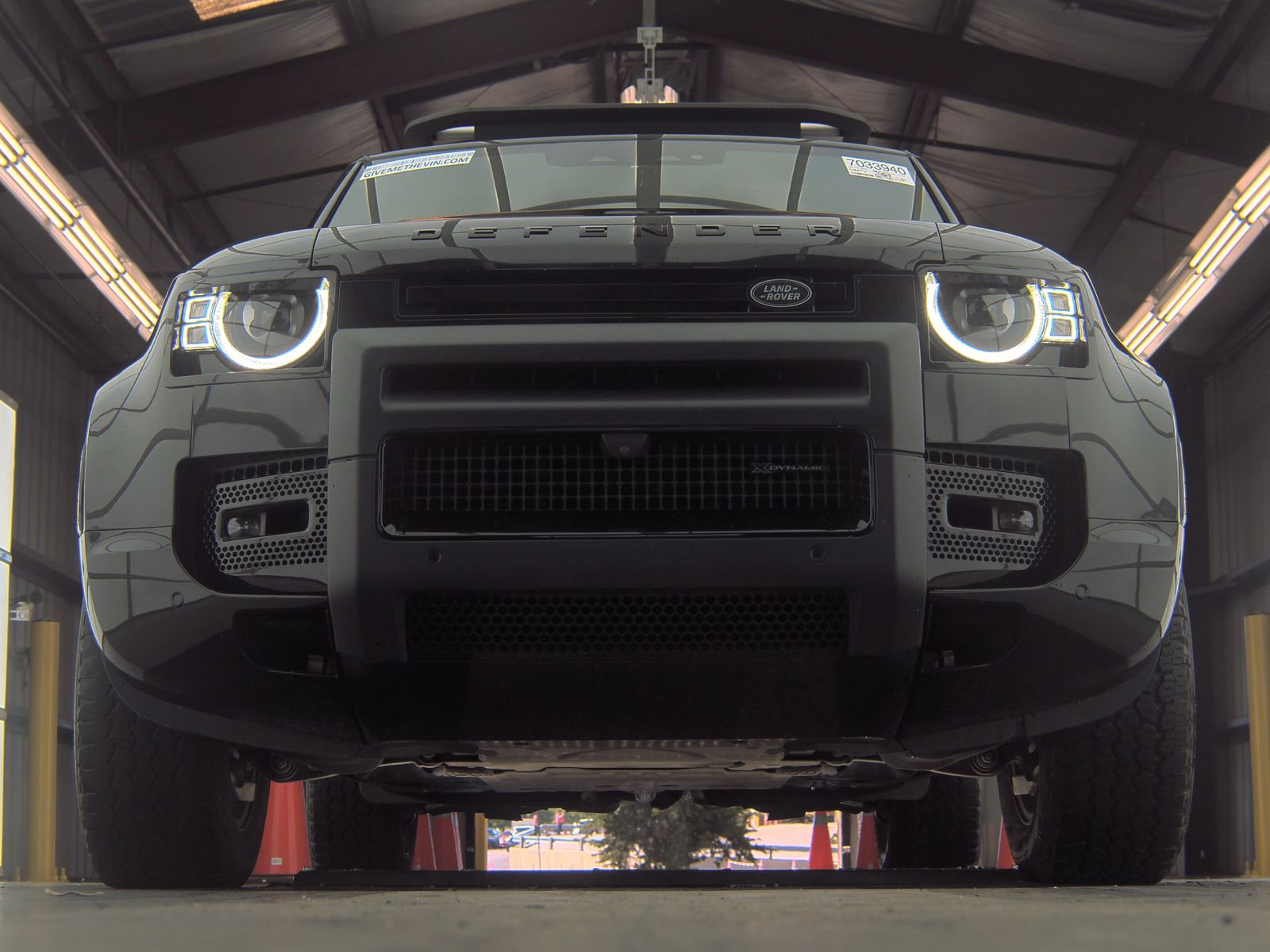 2022 Land Rover Defender 110 X-Dynamic HSE AWD