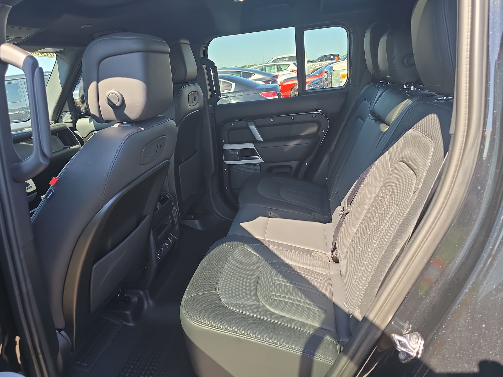 2022 Land Rover Defender 110 X-Dynamic HSE AWD