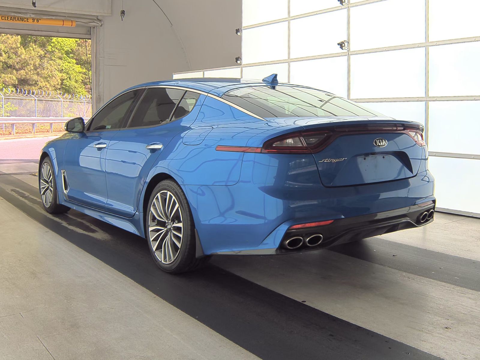 2019 Kia Stinger Base RWD