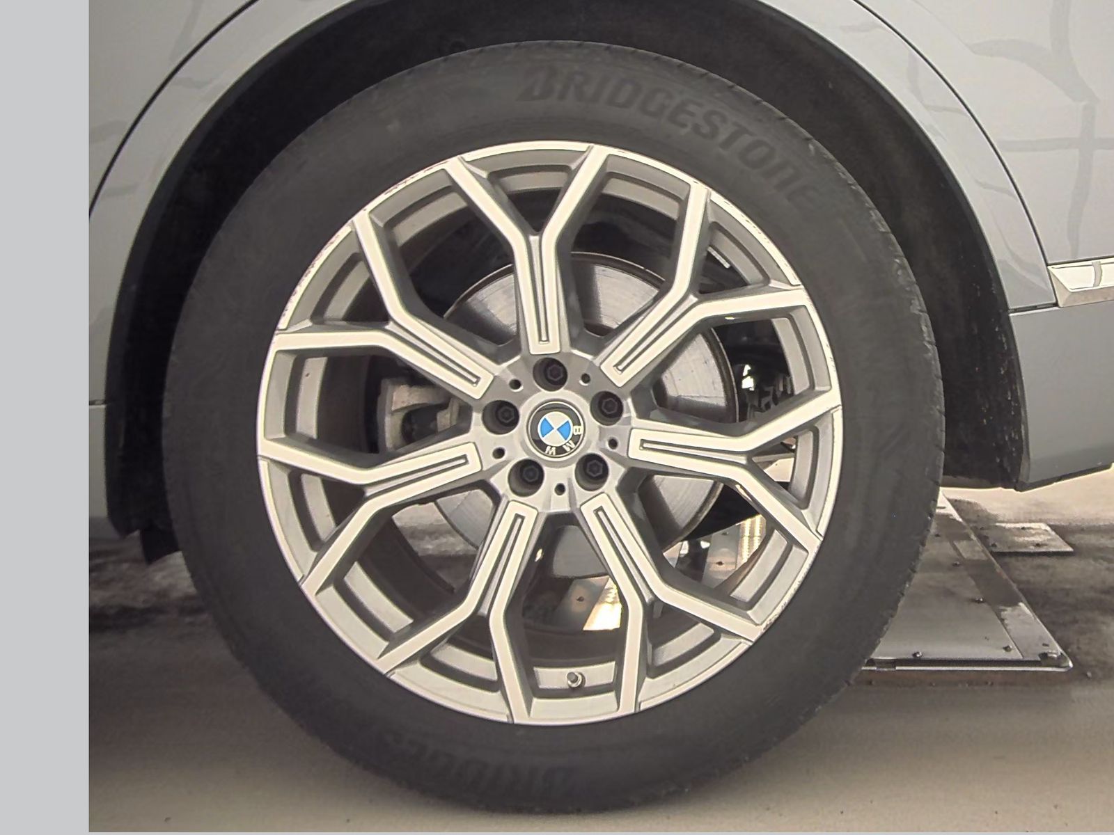 2025 BMW X7 xDrive40i AWD