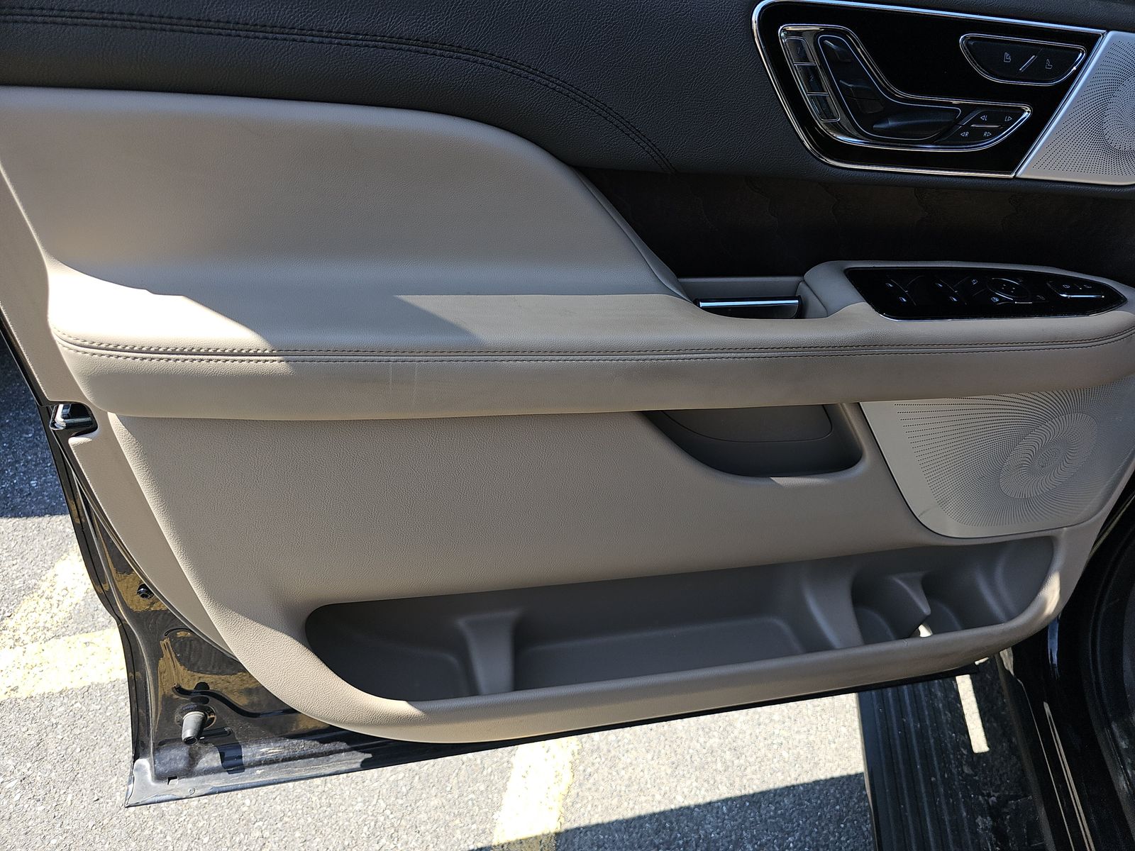 2023 Lincoln Navigator L Reserve AWD