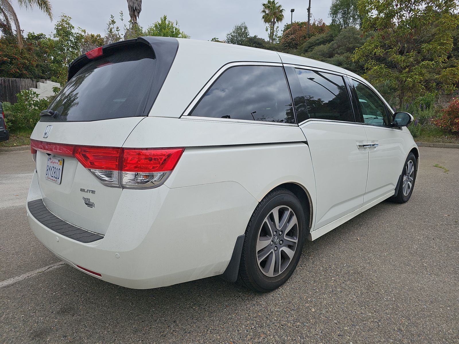 2014 Honda Odyssey Touring Elite FWD