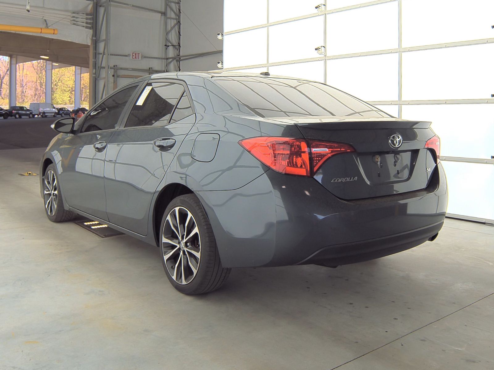 2017 Toyota Corolla SE FWD