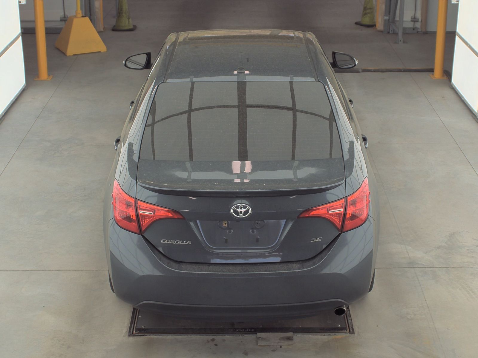 2017 Toyota Corolla SE FWD