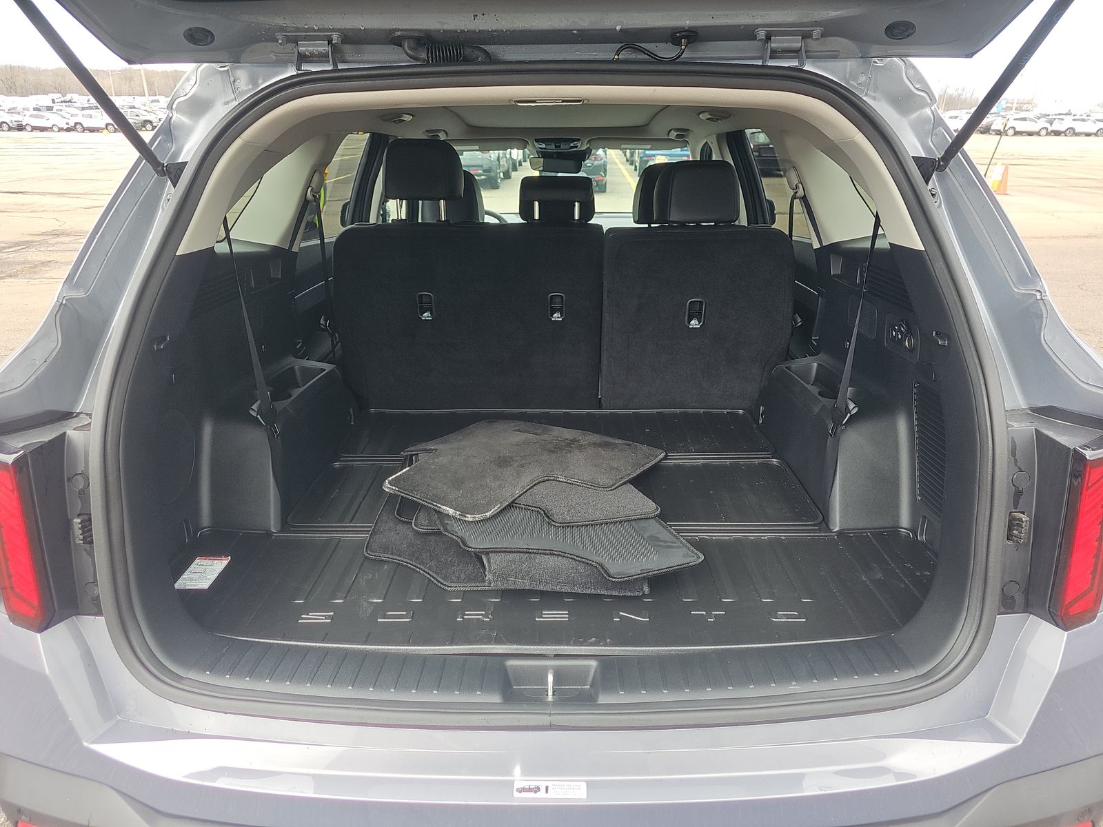 2024 Kia Sorento S FWD