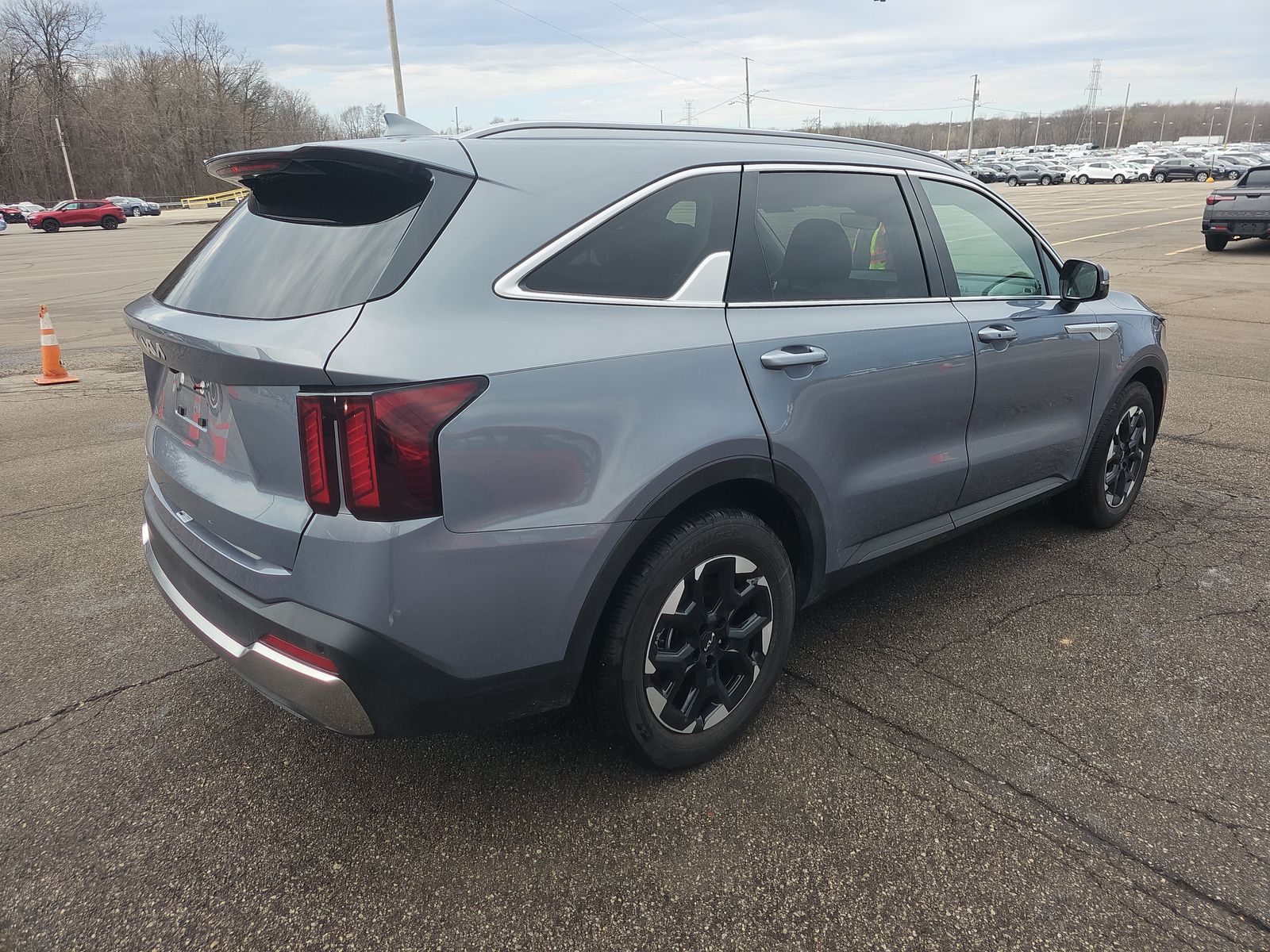 2024 Kia Sorento S FWD