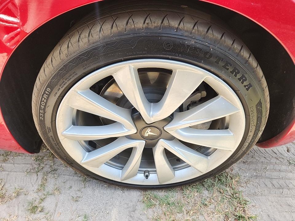 2020 Tesla Model 3 Standard Range RWD