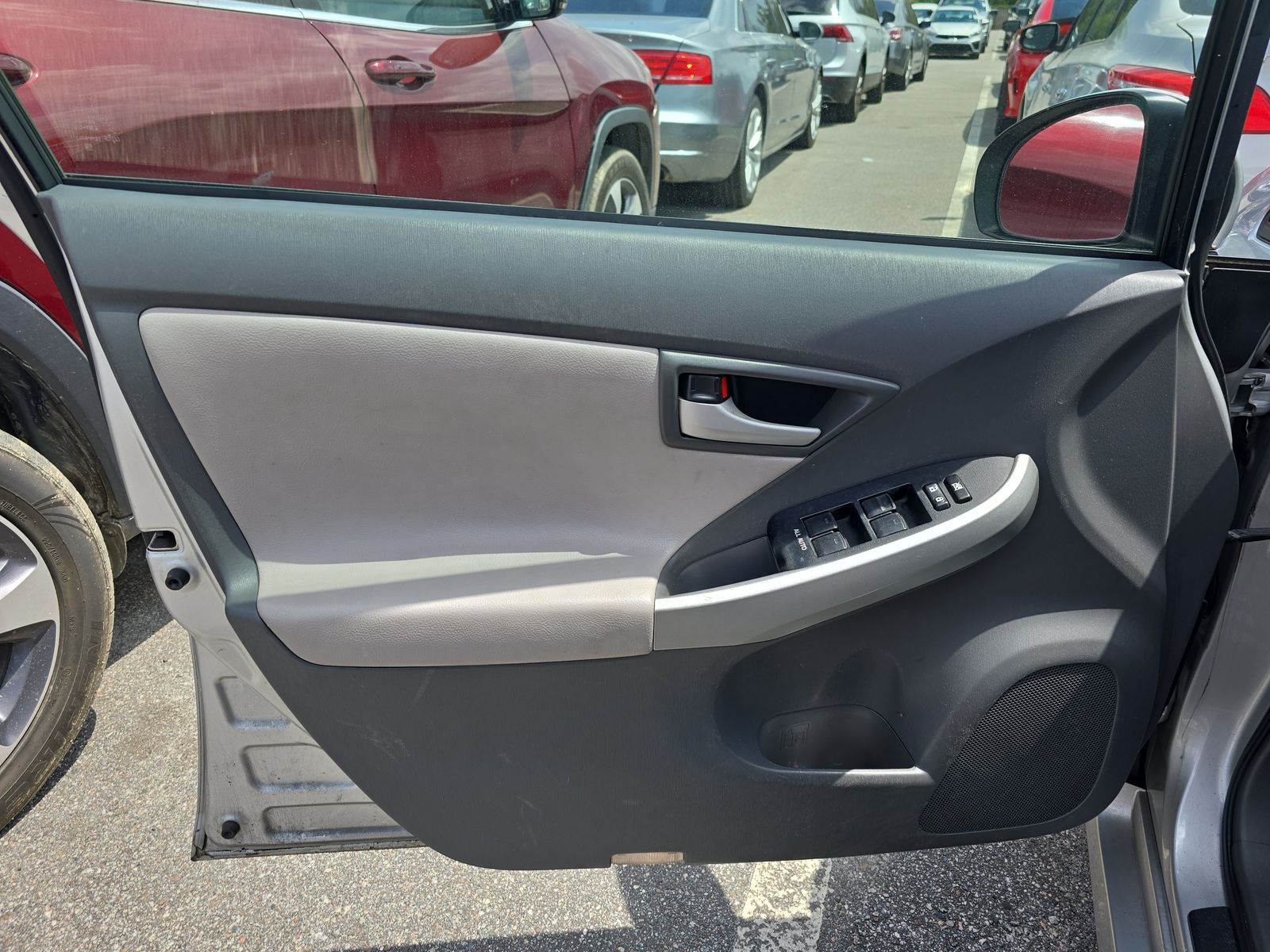 2011 Toyota Prius Two FWD