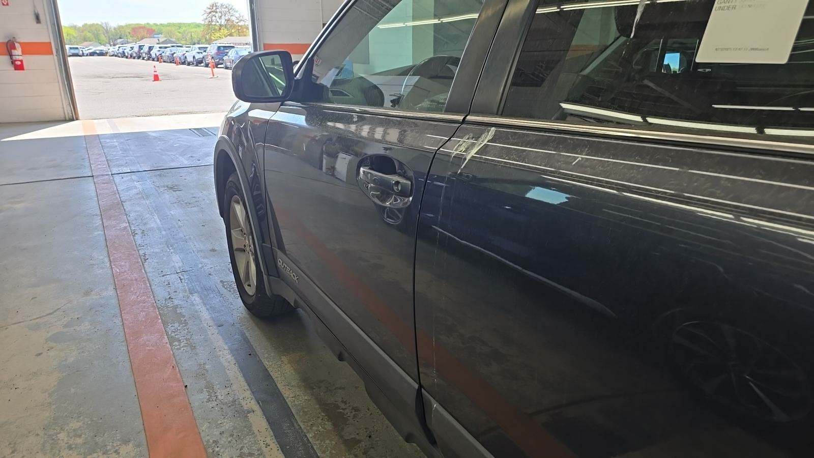 2013 Subaru Outback 2.5i Limited AWD