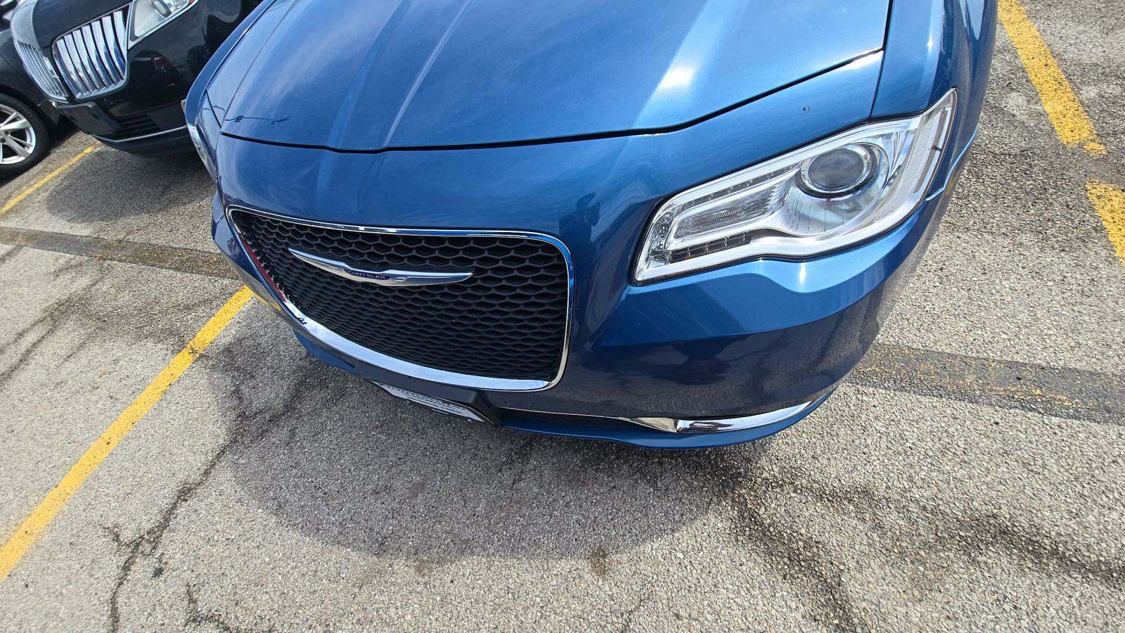 2020 Chrysler 300 Touring L AWD