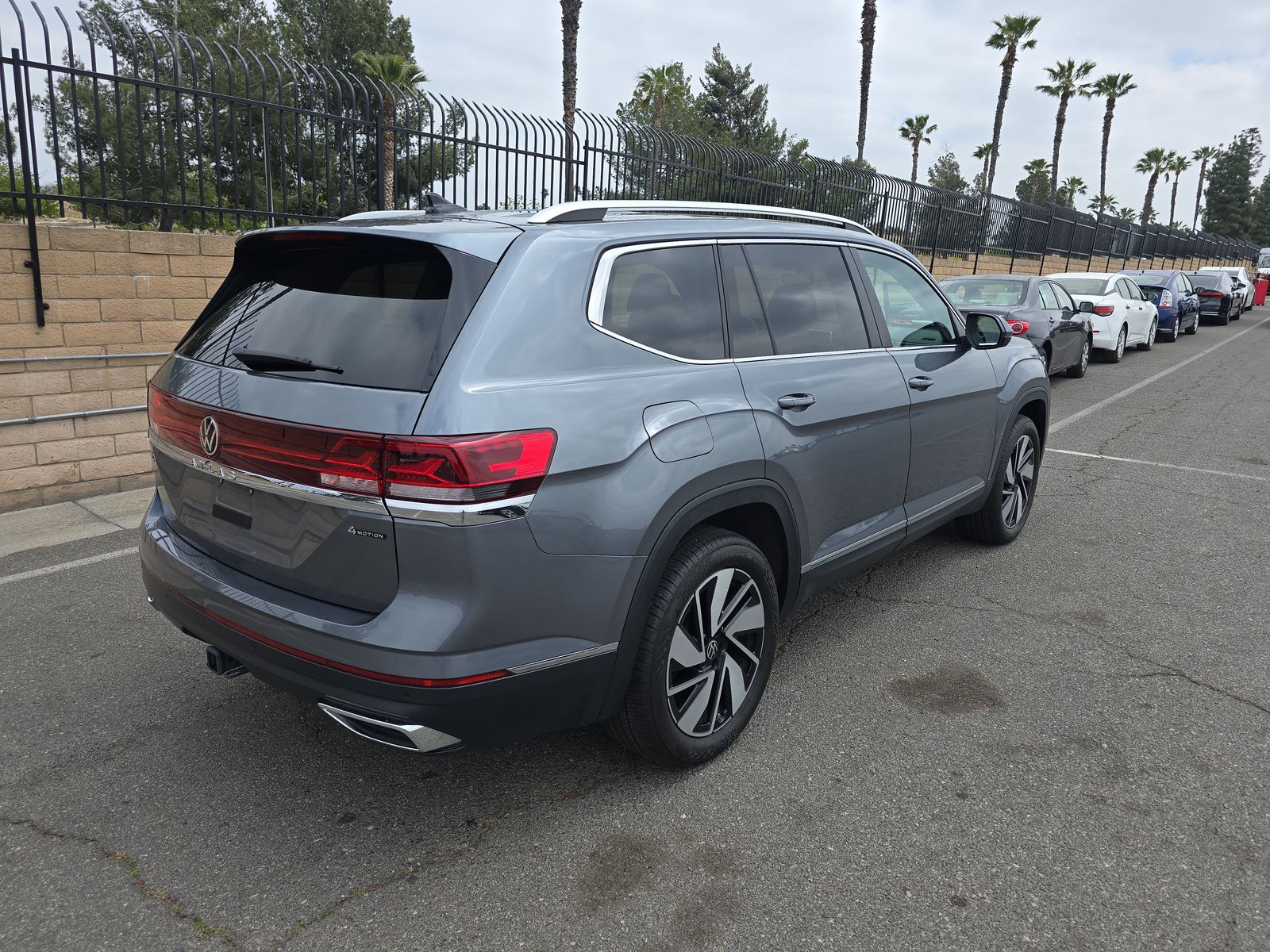 2024 Volkswagen Atlas 2.0T SEL AWD