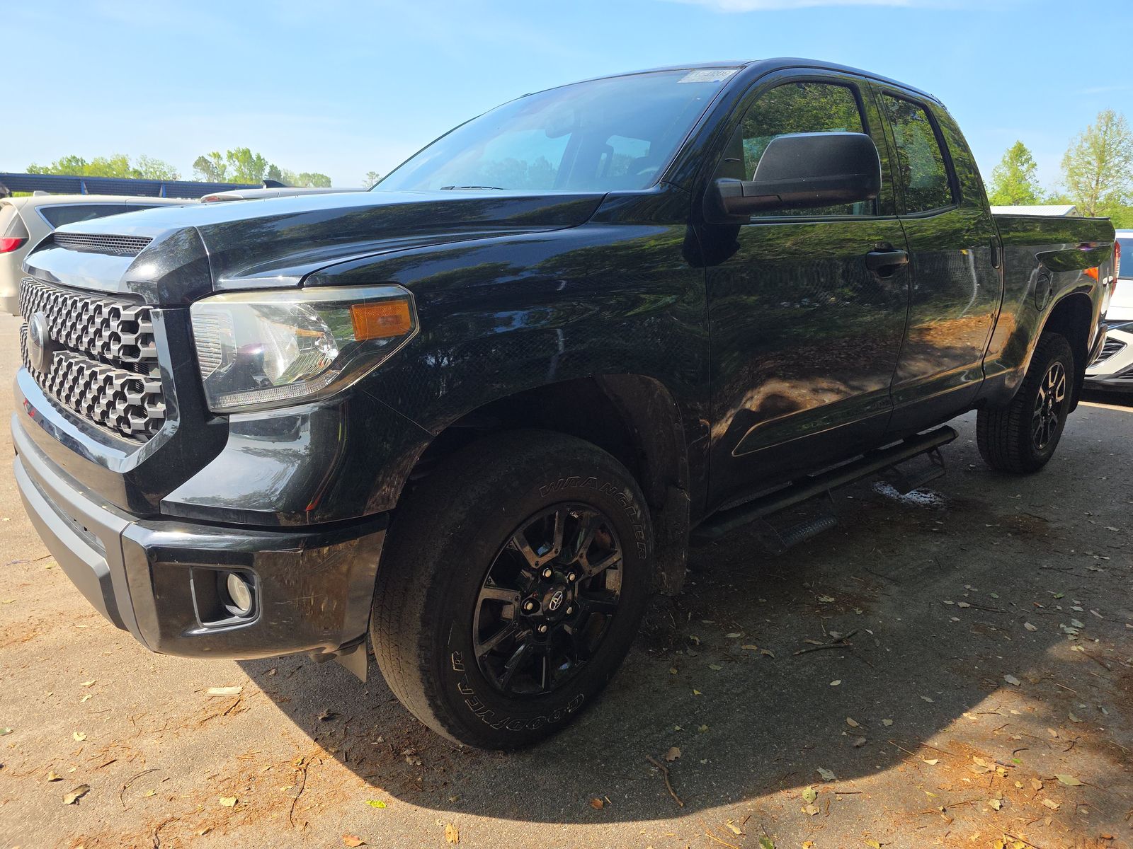 Samochody z USA Toyota Tundra