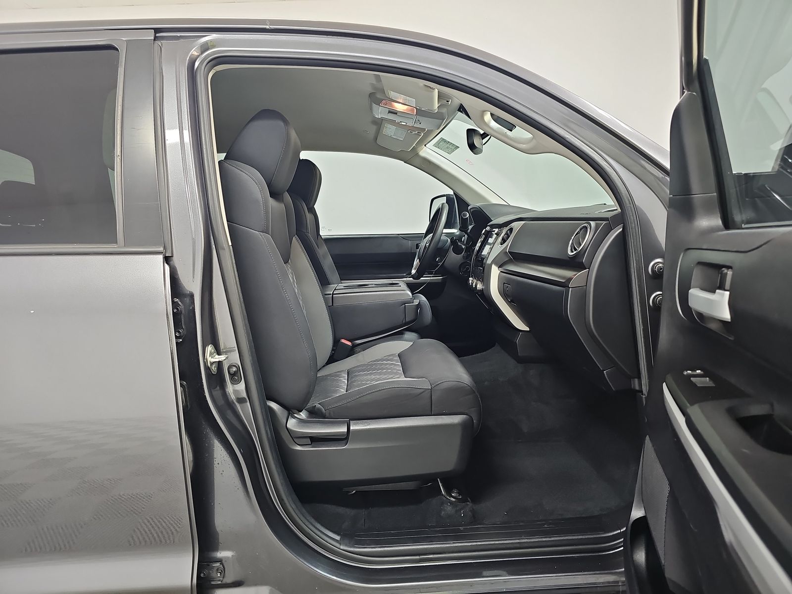 2021 Toyota Tundra SR5 RWD