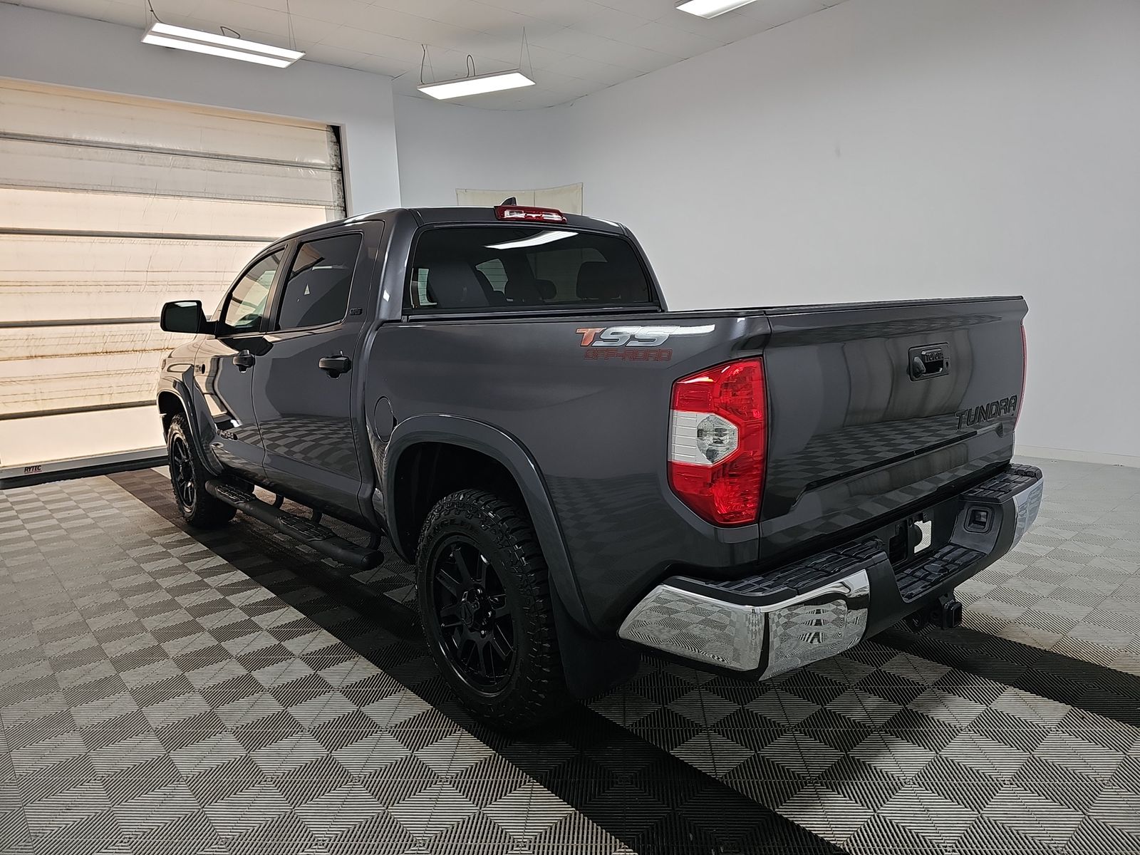 2021 Toyota Tundra SR5 RWD