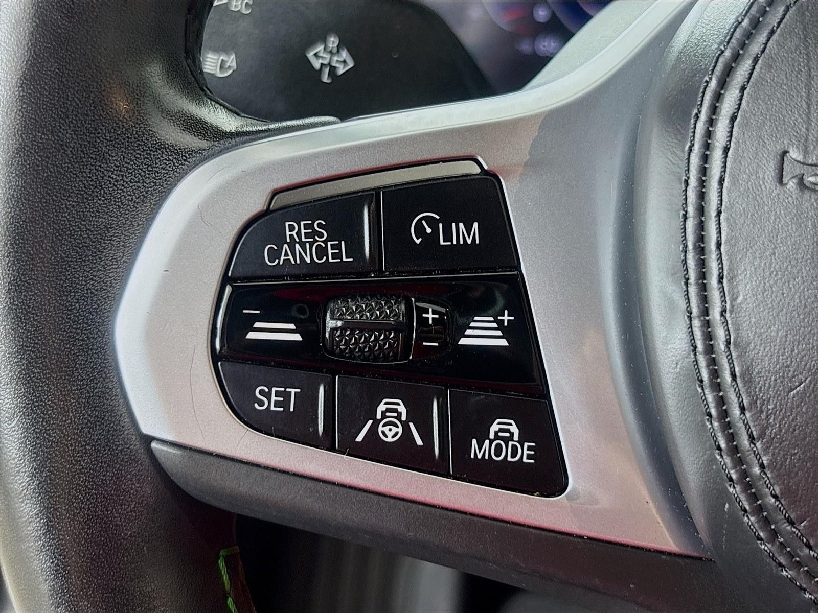 2023 BMW 8 Series ALPINA B8 xDrive AWD