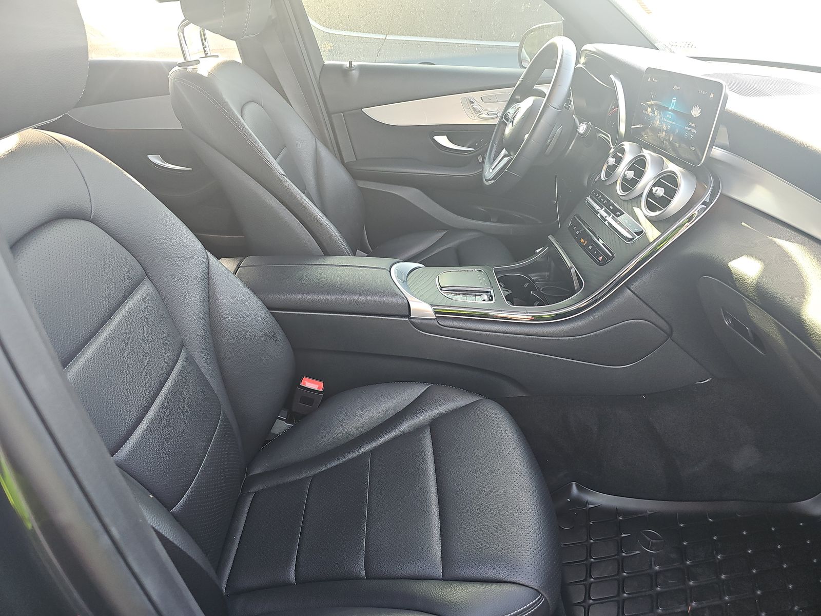 2022 Mercedes-Benz GLC GLC 300 RWD