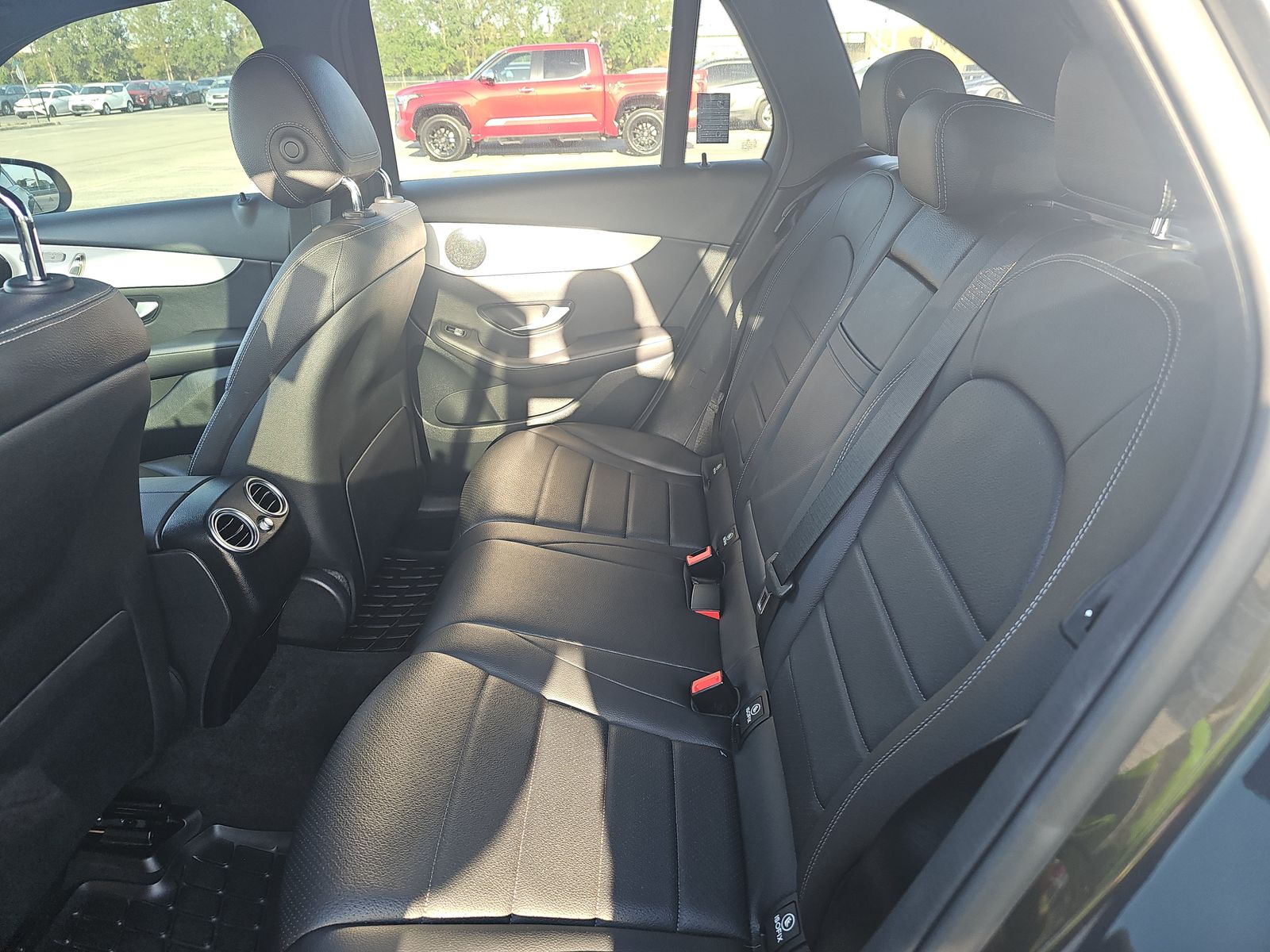 2022 Mercedes-Benz GLC GLC 300 RWD