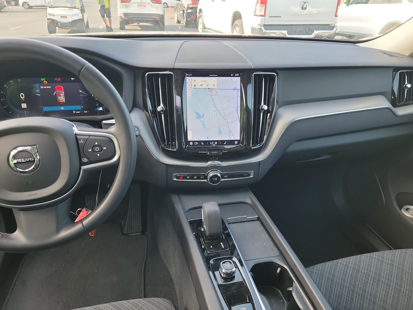 2022 Volvo XC60 B5 Momentum AWD