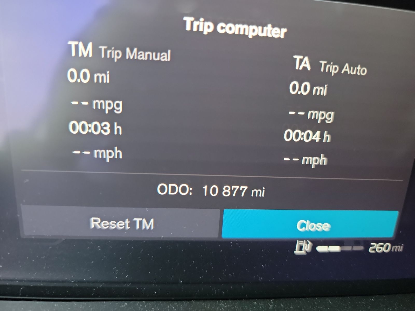 2022 Volvo XC60 B5 Momentum AWD