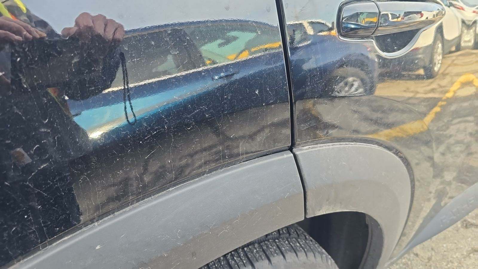2022 Nissan Pathfinder SV AWD