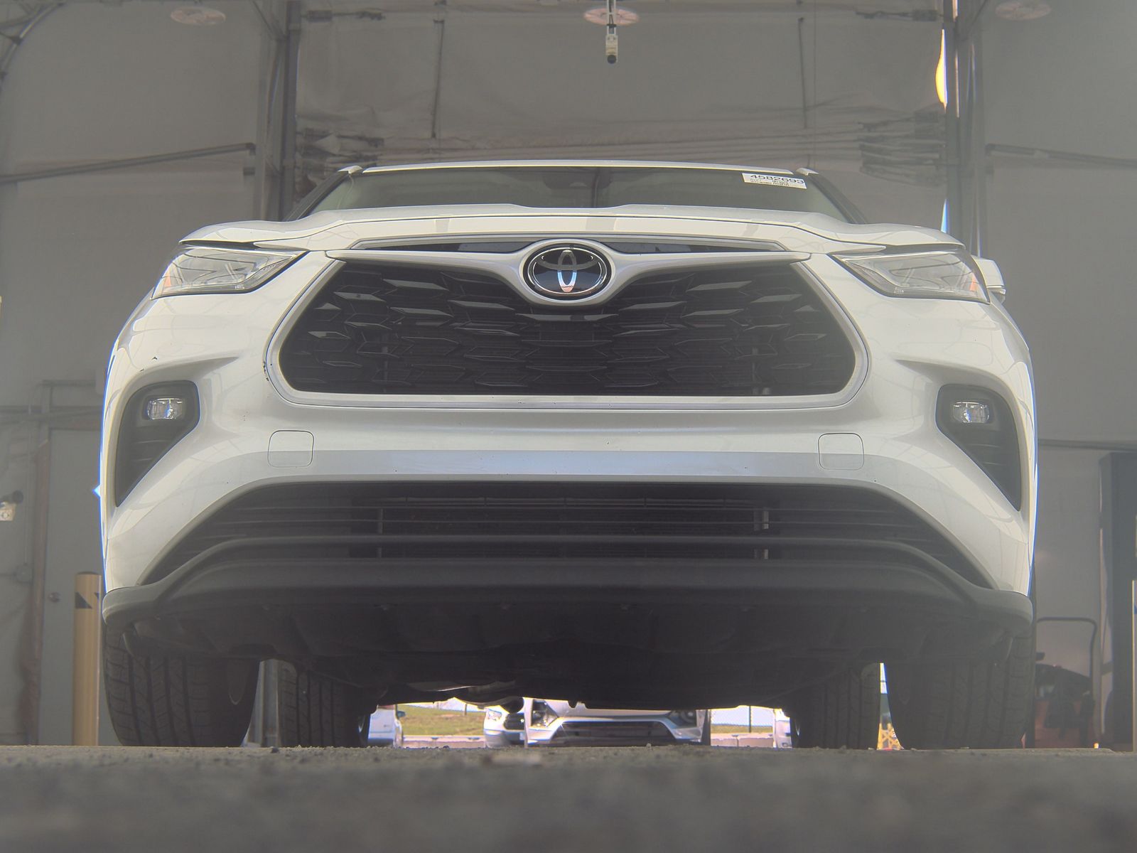 2023 Toyota Highlander LE FWD