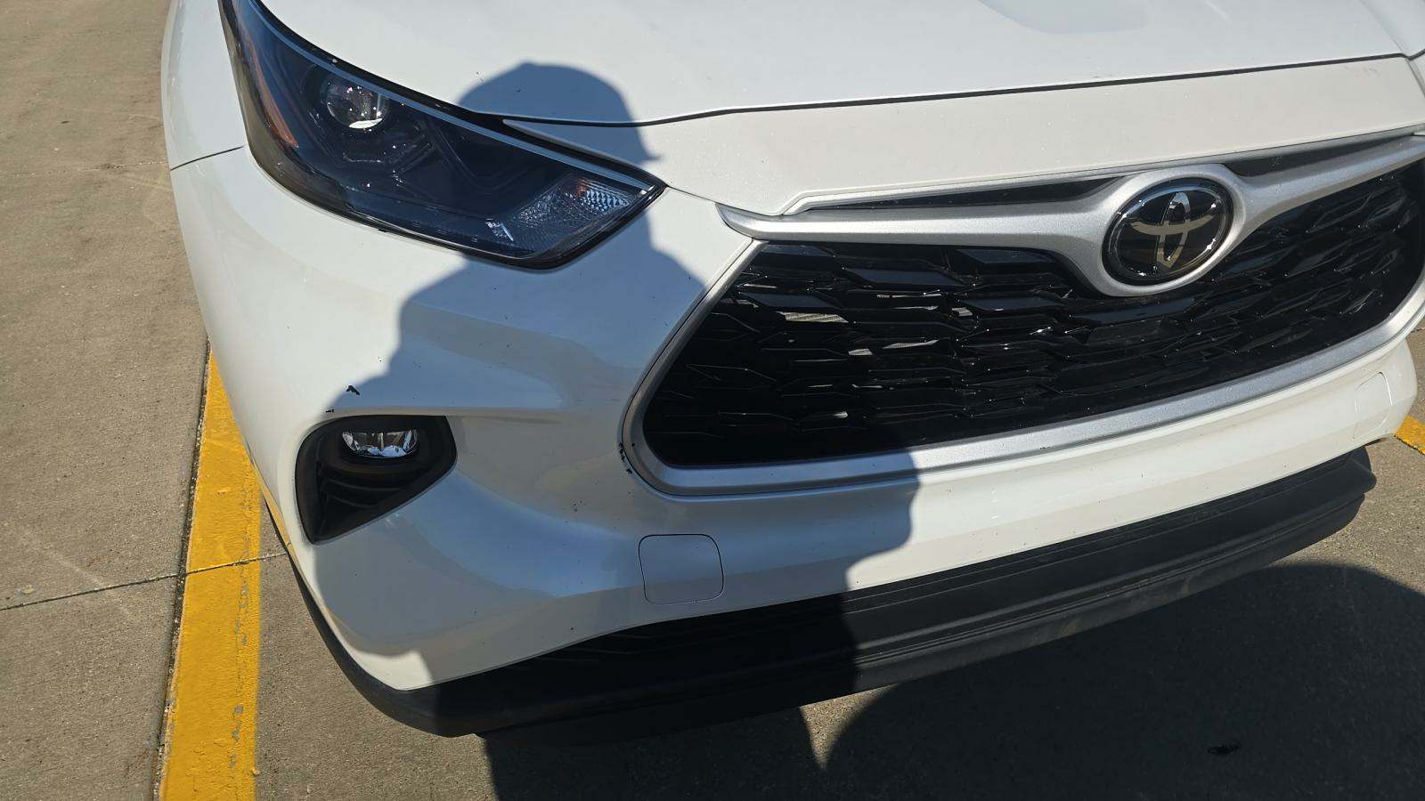 2023 Toyota Highlander LE FWD