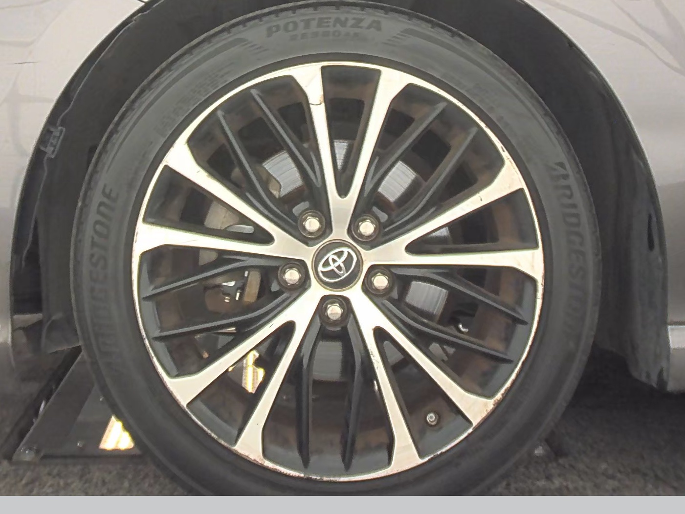 2018 Toyota Camry SE FWD