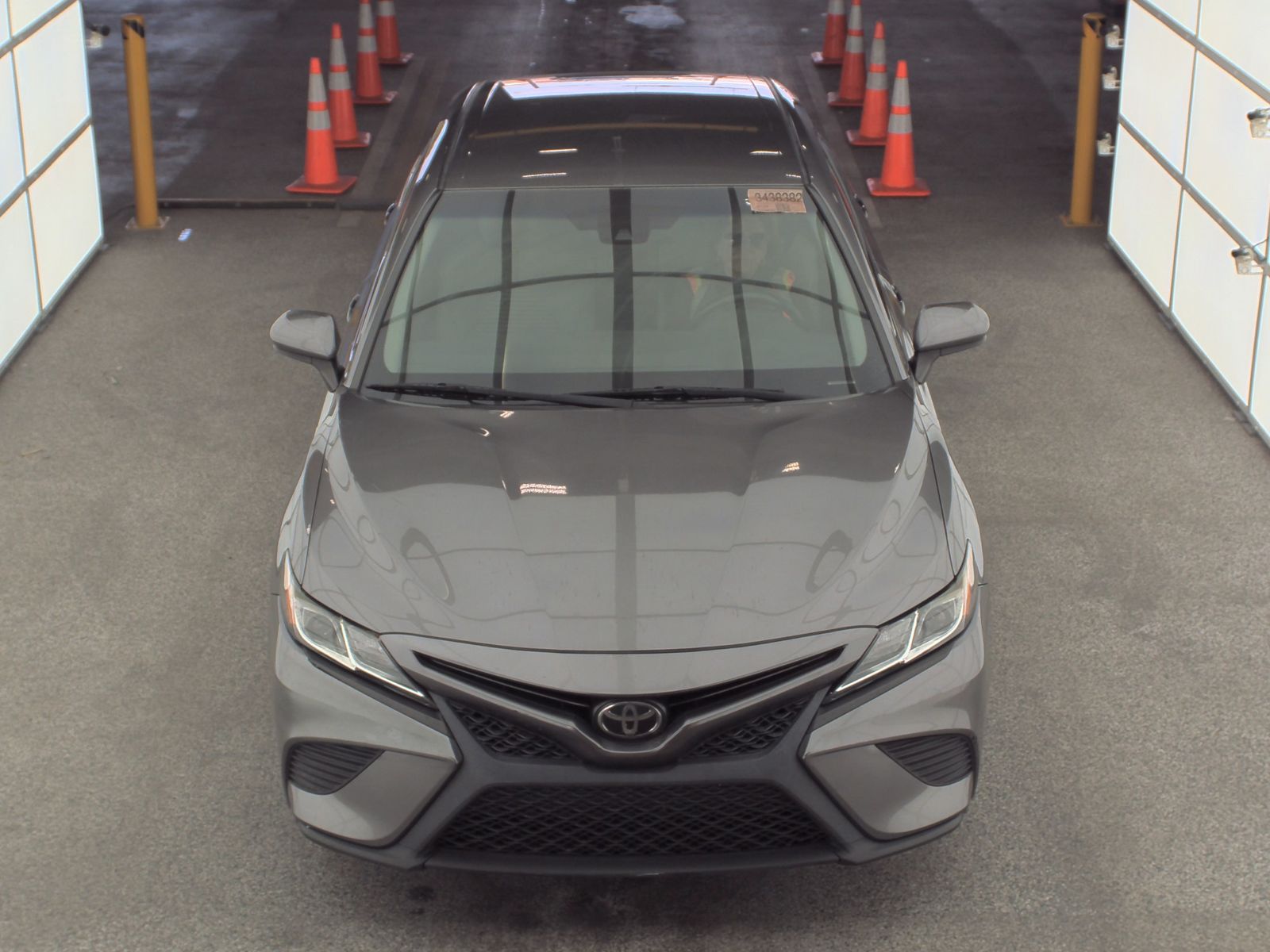 2018 Toyota Camry SE FWD