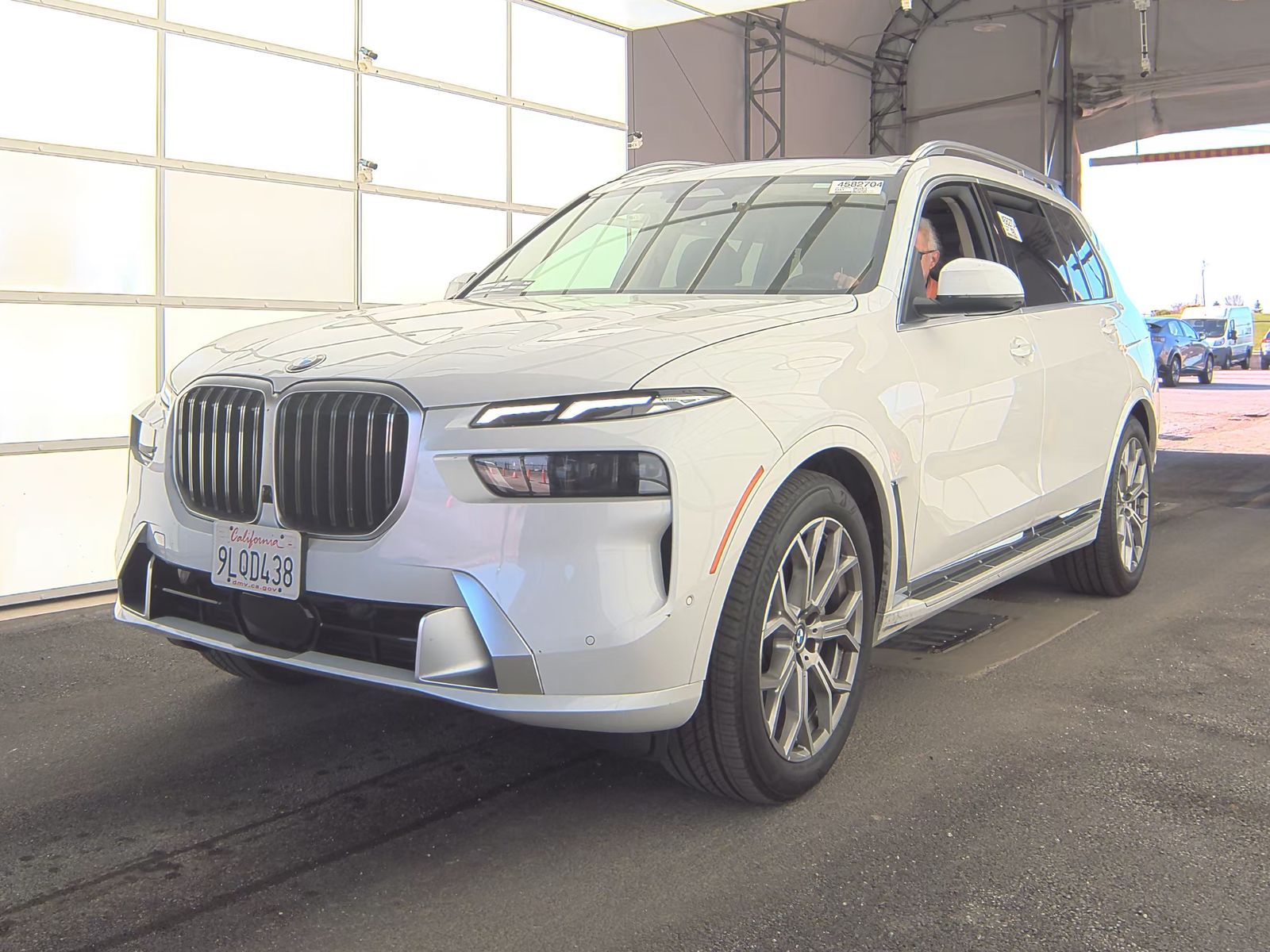 2025 BMW X7 xDrive40i AWD