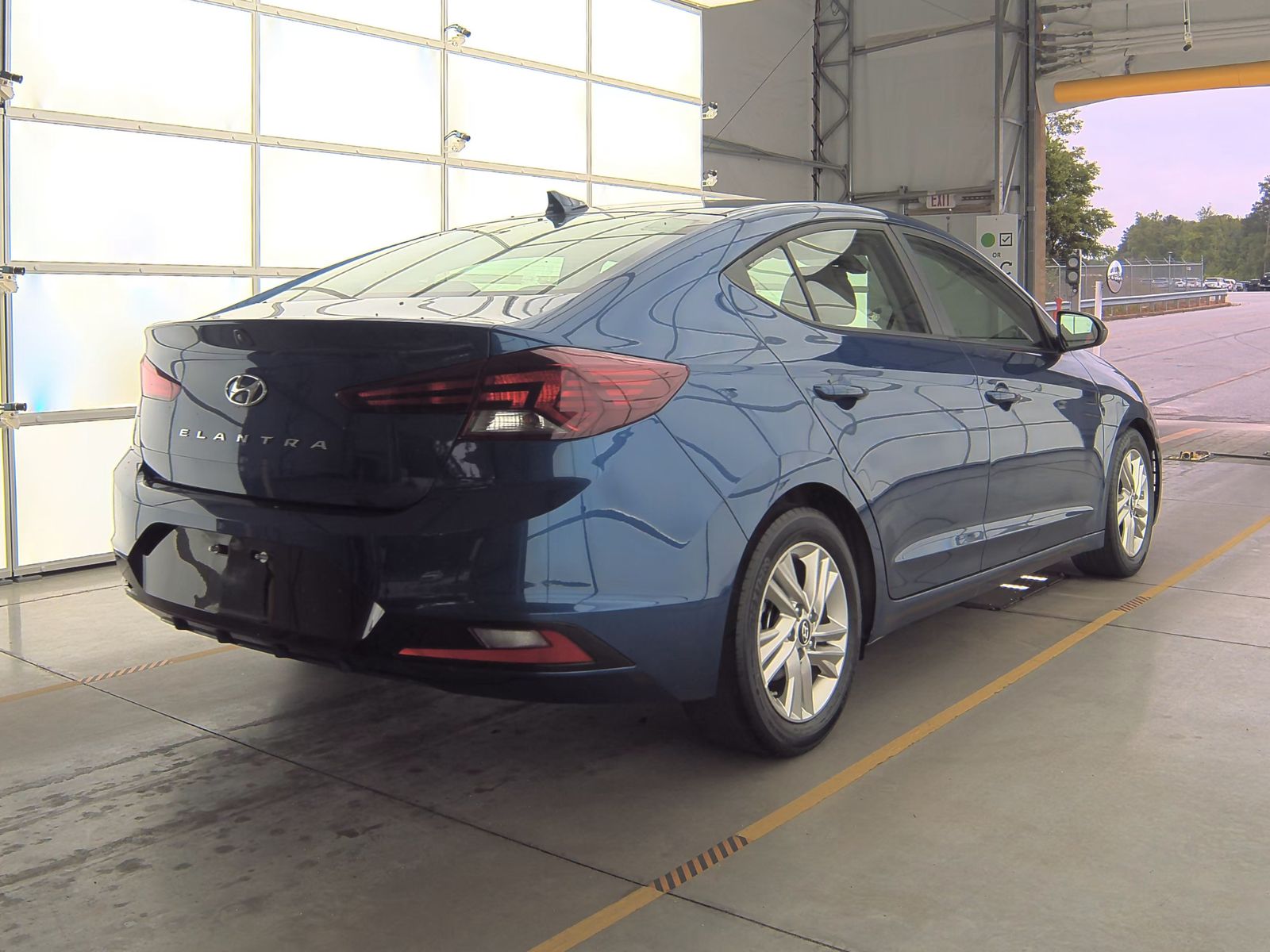 2019 Hyundai Elantra SEL FWD