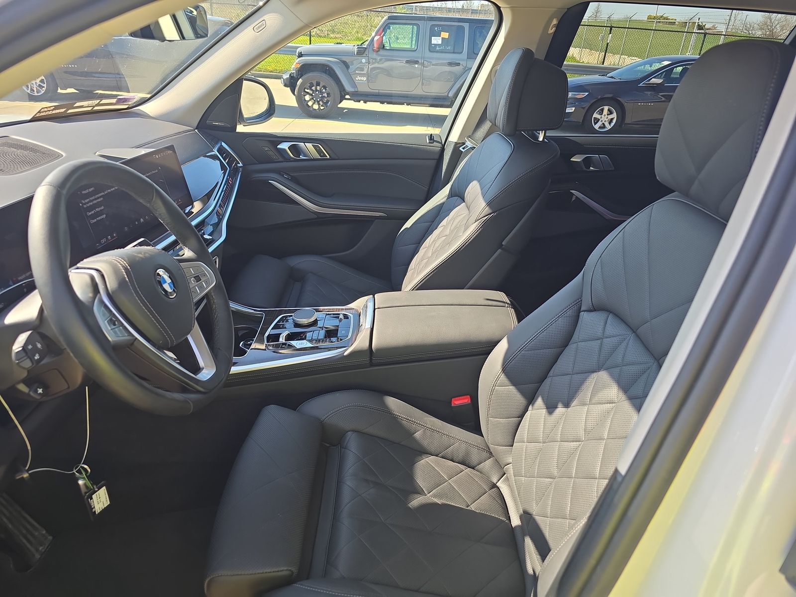 2025 BMW X7 xDrive40i AWD