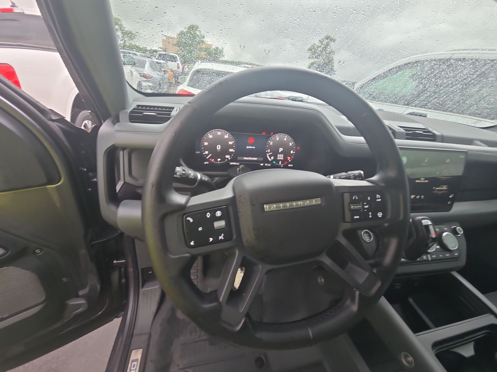 2024 Land Rover Defender 130 X-Dynamic SE AWD