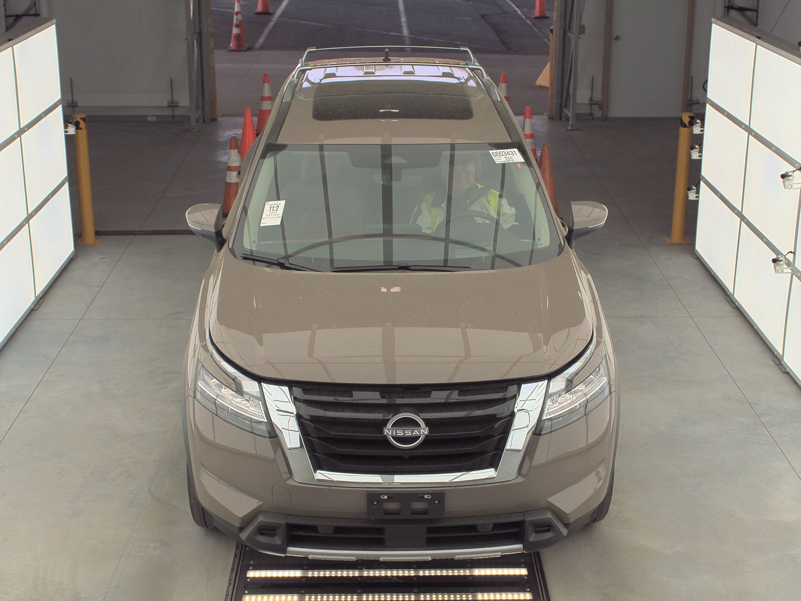 2024 Nissan Pathfinder Platinum AWD