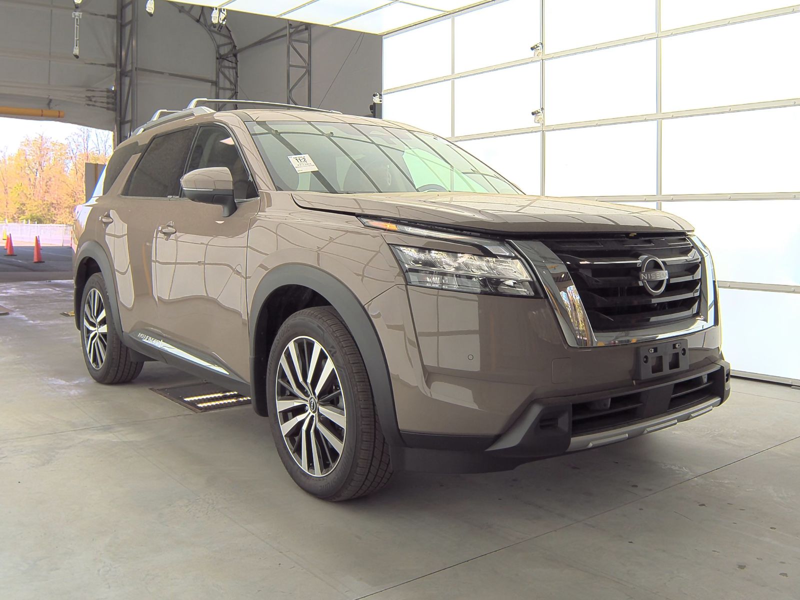 2024 Nissan Pathfinder Platinum AWD