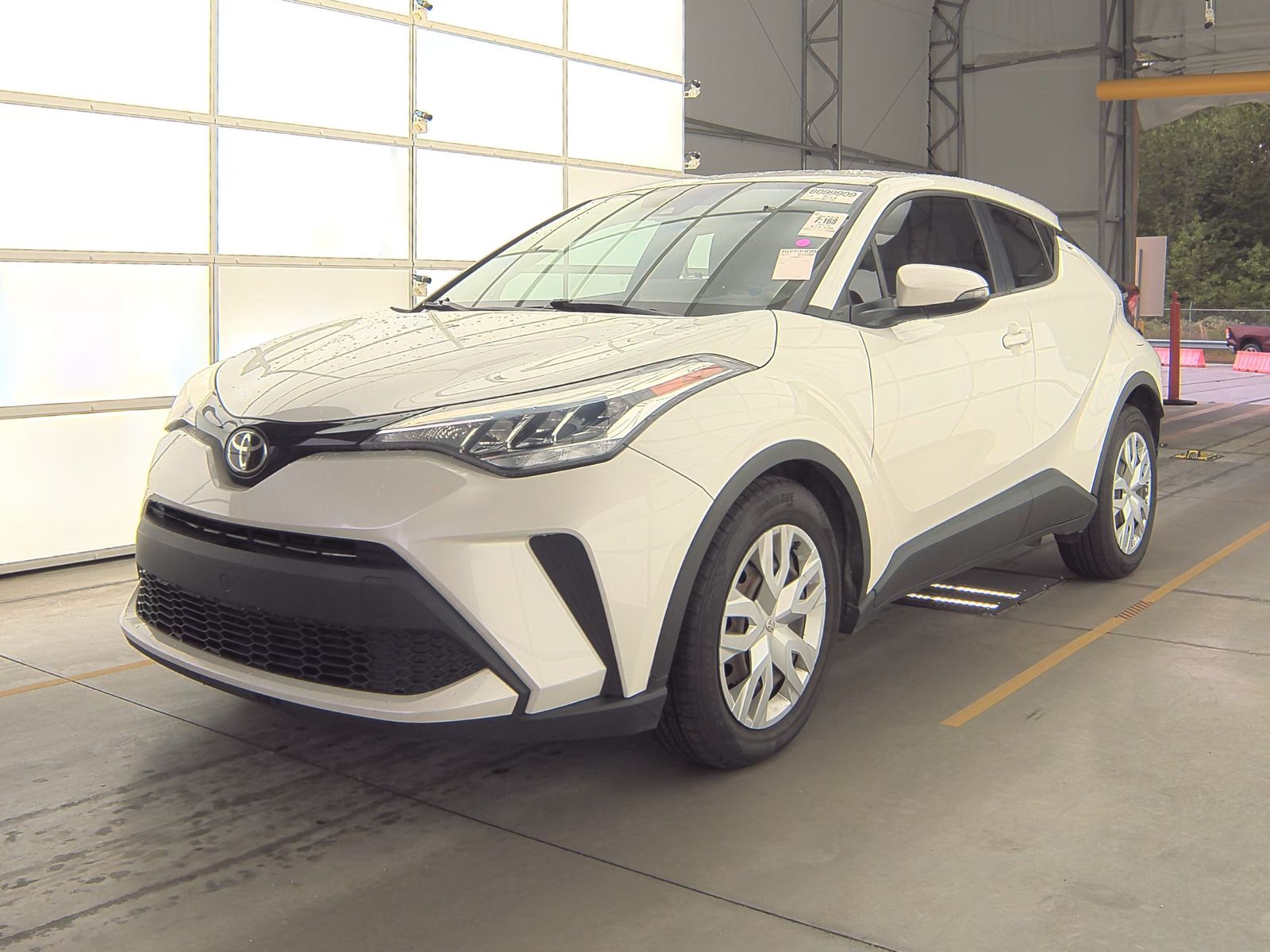 2020 Toyota C-HR LE FWD