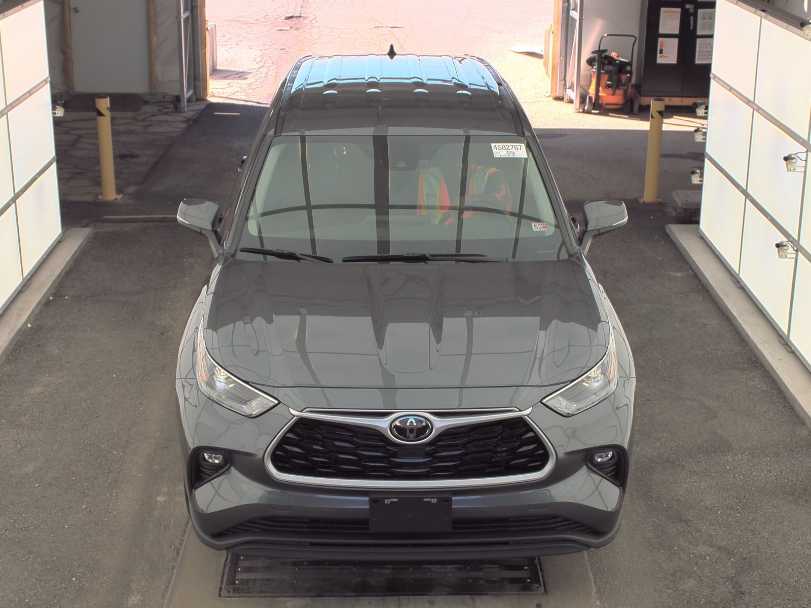 2023 Toyota Highlander LE AWD